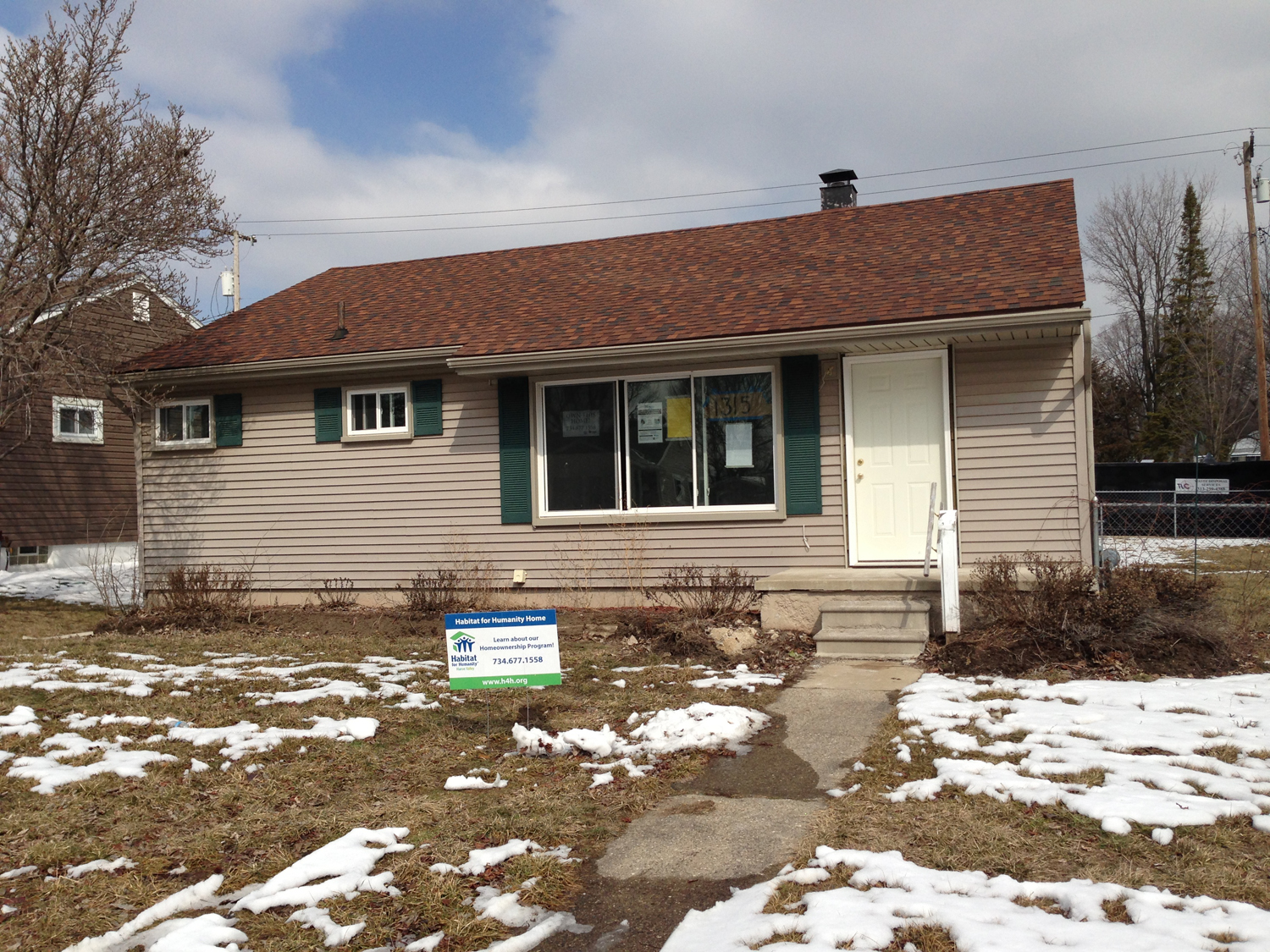 Reinhart Agents Volunteer to Help Habitat For Humanity